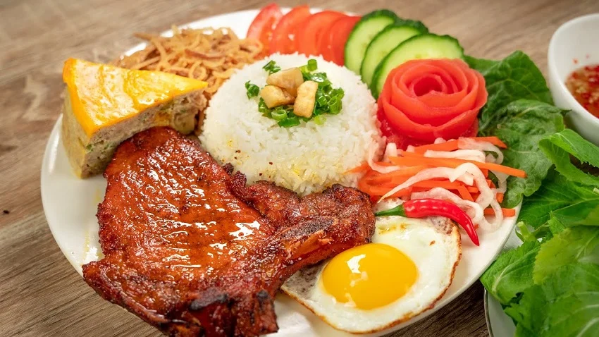com-tam-ngon-o-sai-gon